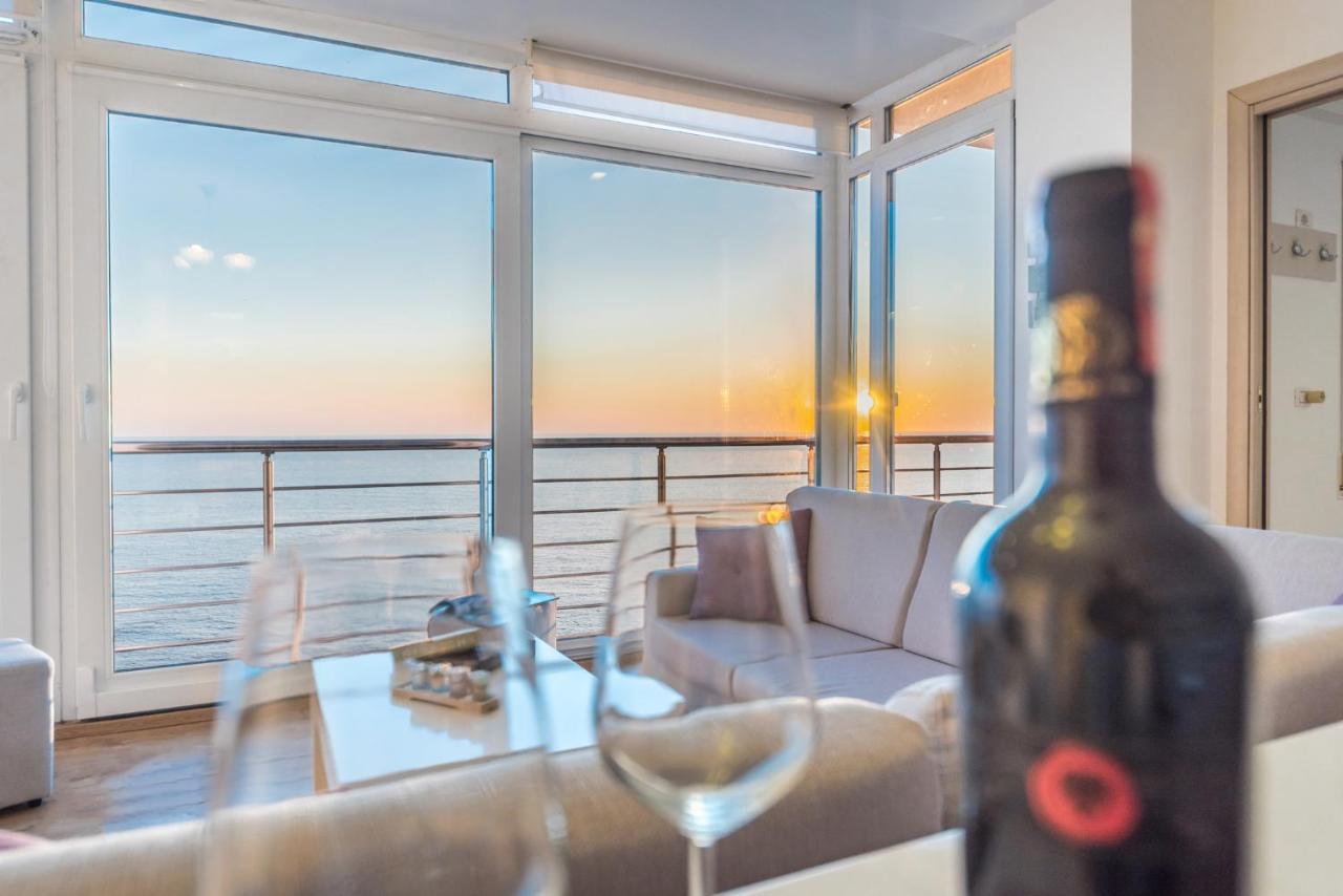 Blue Heaven -Full Sea View Brand New Apartment Дуррес Экстерьер фото